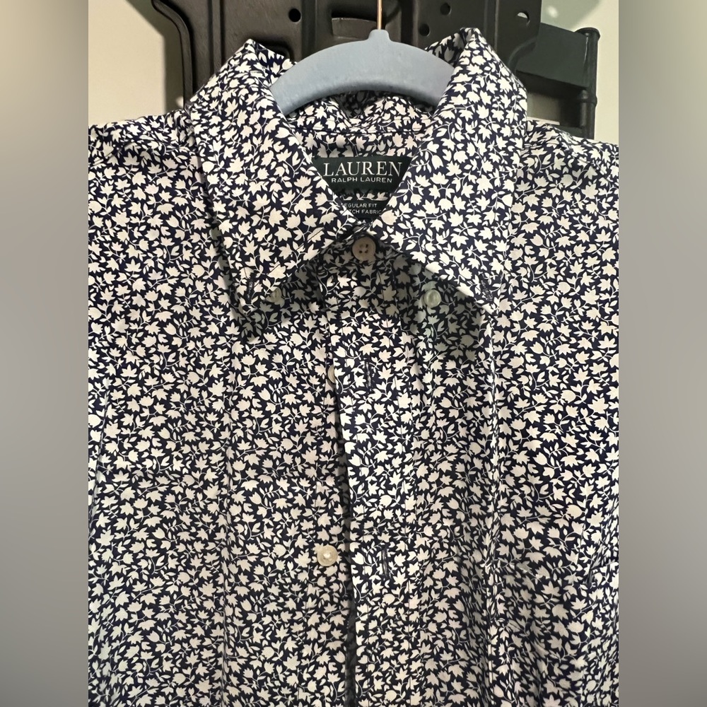 NWT Blue Ralph Lauren dress shirt with white flowers